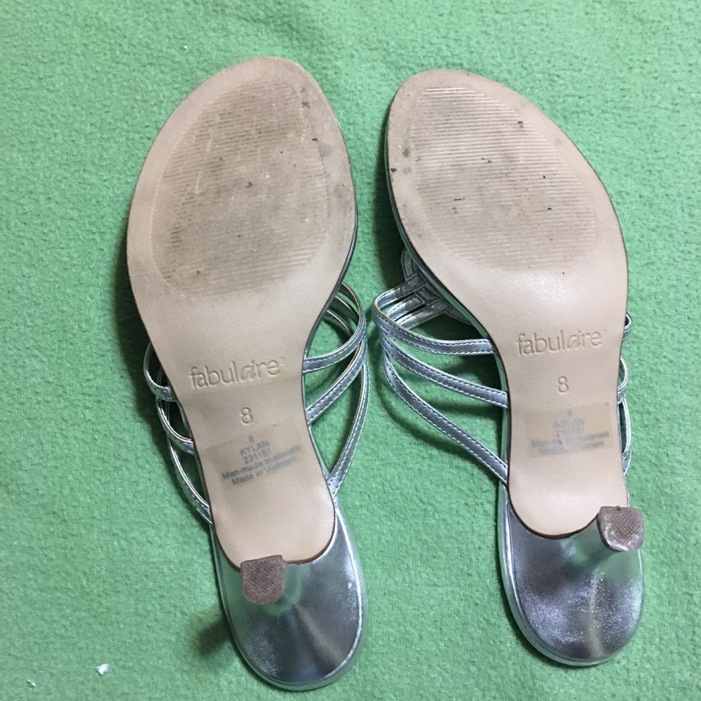 Sandal - Picture 4 of 4